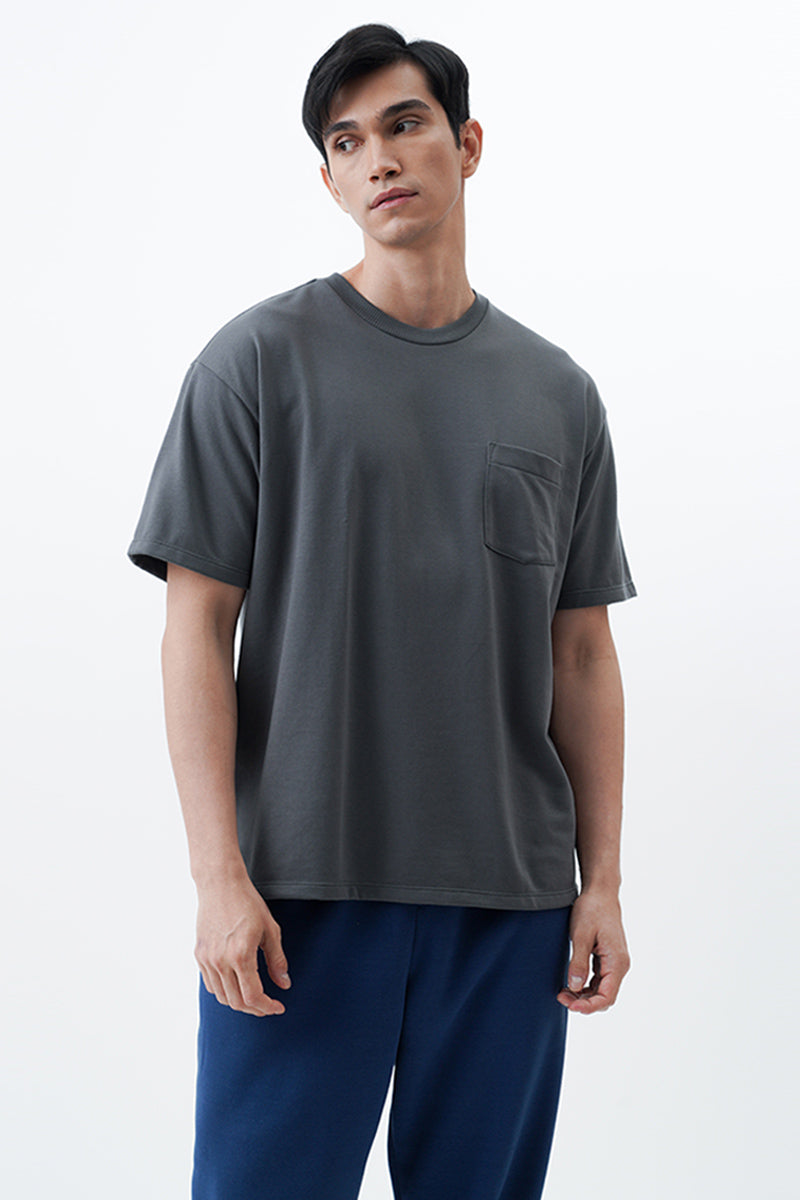 Unisex Everywear T-Shirt with Pocket