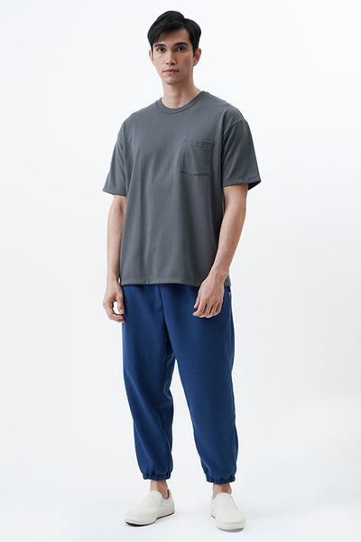 Unisex Everywear T-Shirt with Pocket