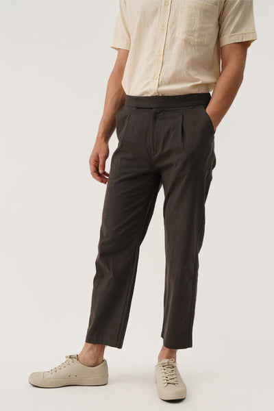 Men's Tapered Chinos