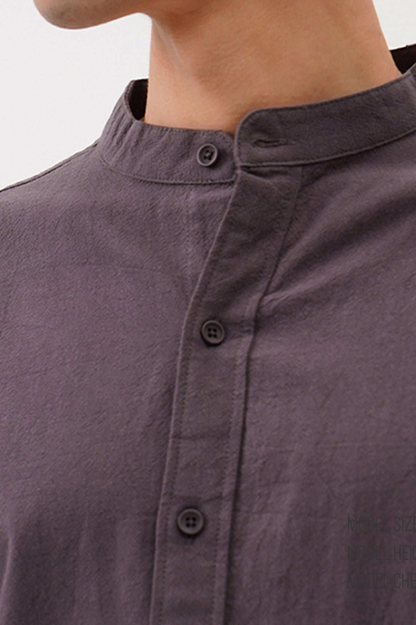Men's Textured Stand Up Collar Long Sleeve Shirt