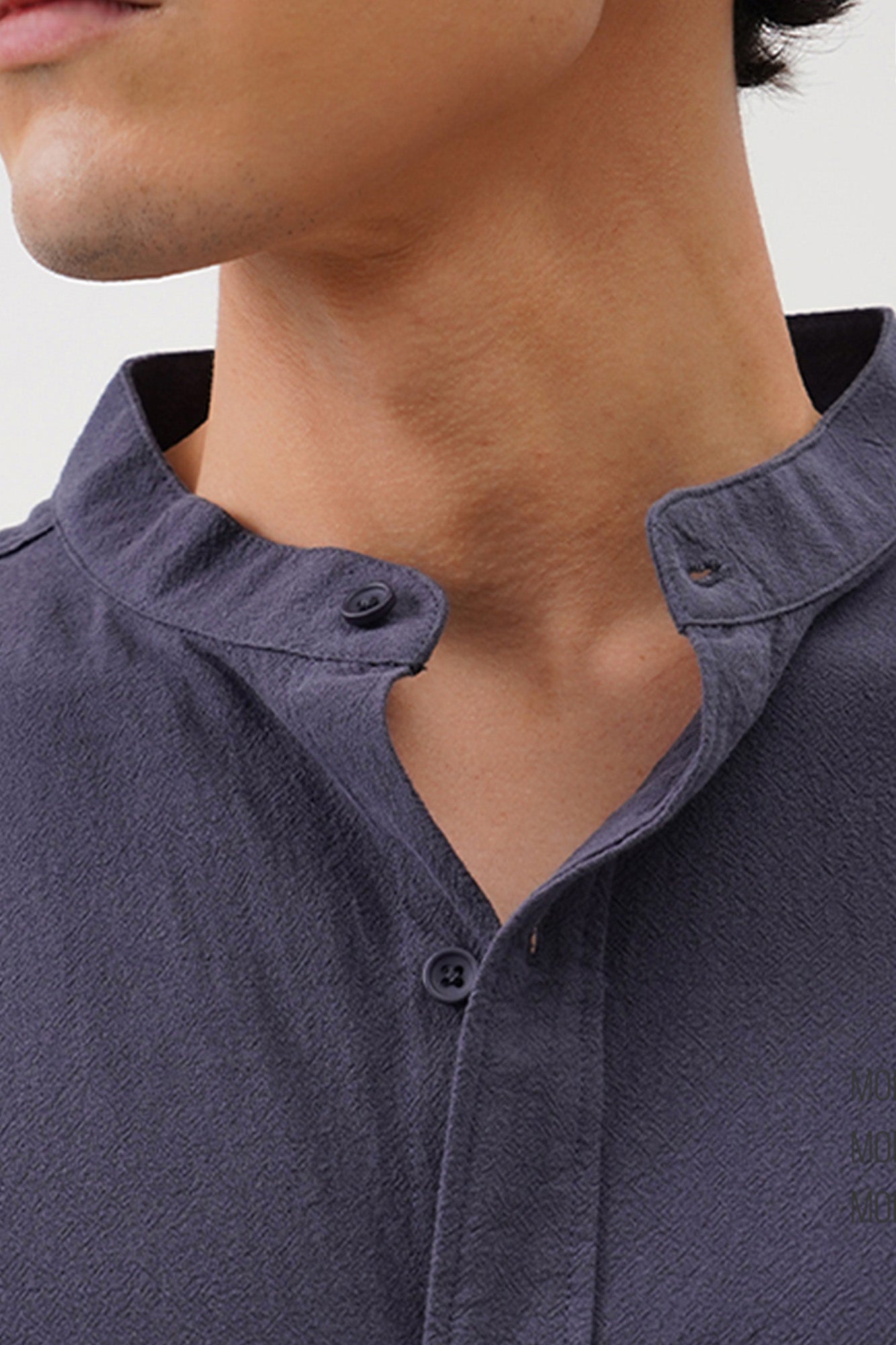 Men's Textured Stand Up Collar Long Sleeve Shirt