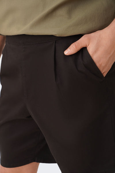 Men's Pleated Clean Front Shorts
