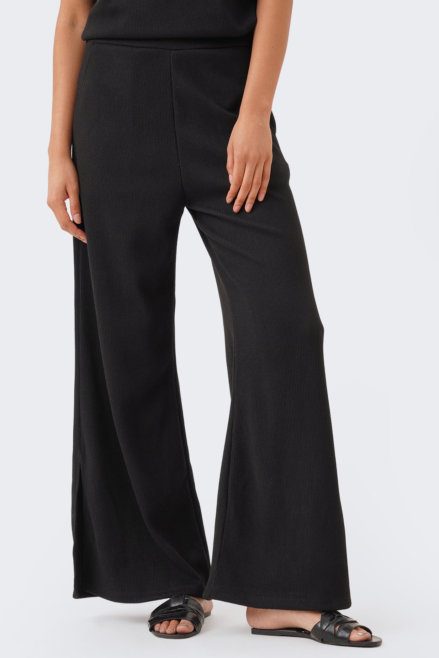 Women's Ribbed Pull-on Flared Pants