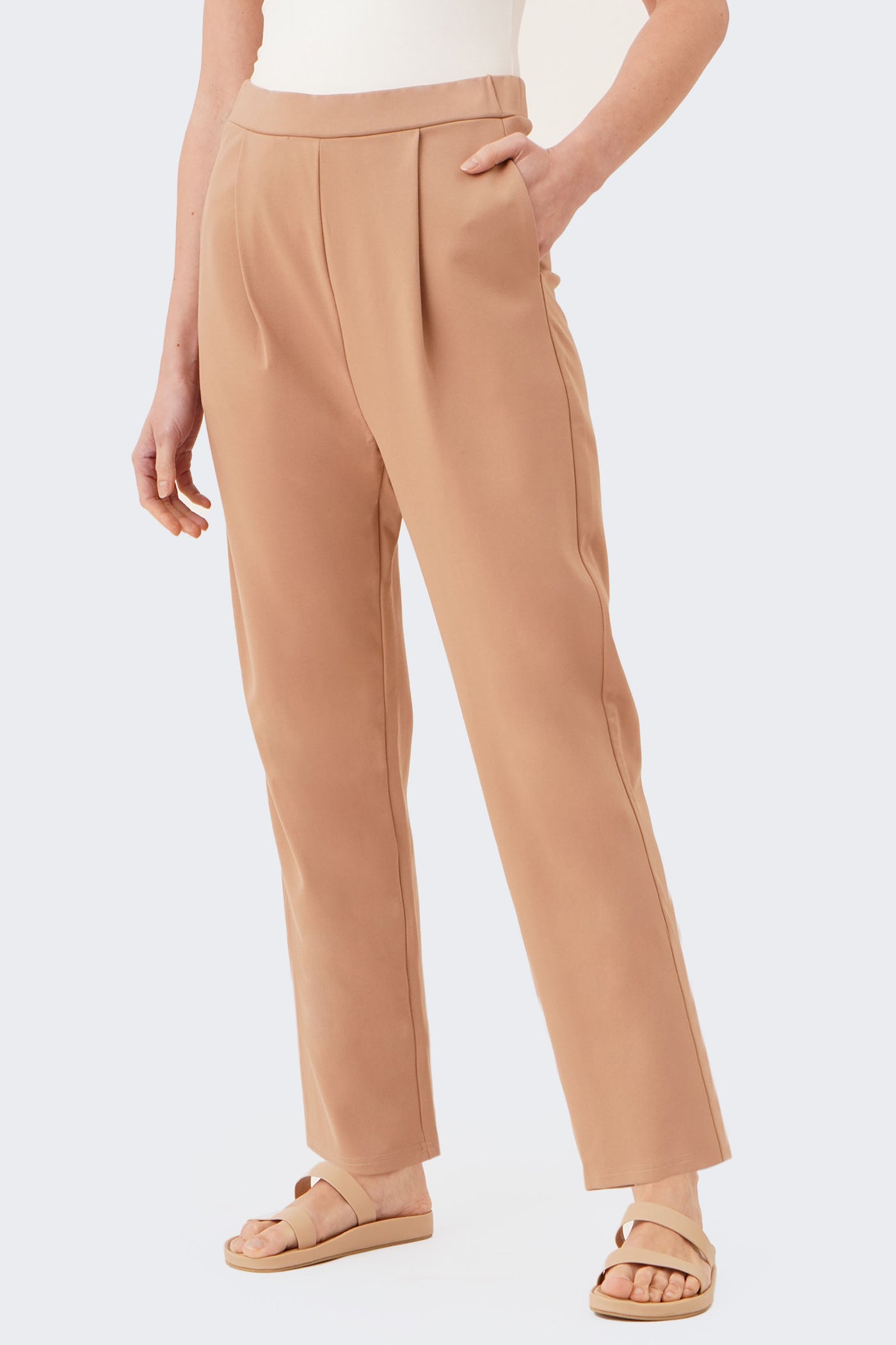 Women's Cozy Front Pleat Barrel Pants