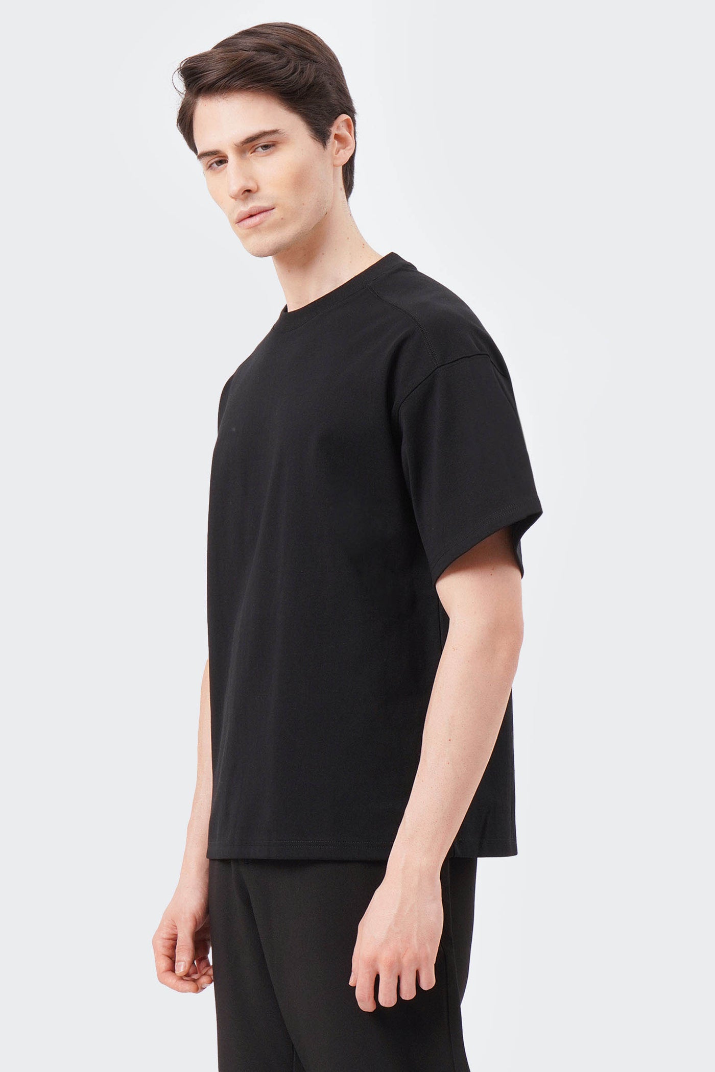 Men's Soft Wash Mid Weight T-Shirt With Seam Details