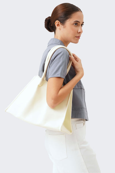 Women's Structured Knit Tote Bag