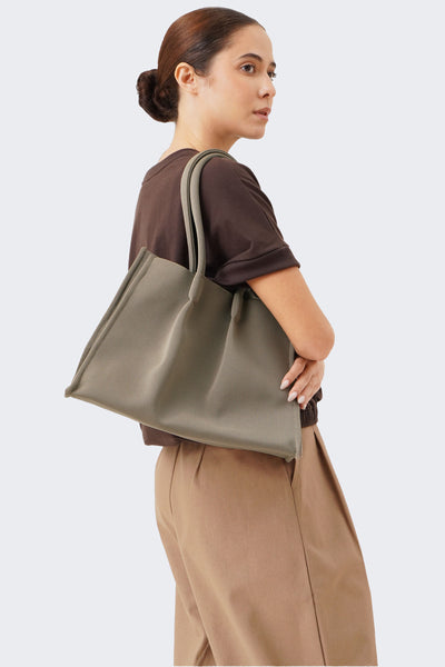 Women's Structured Knit Tote Bag