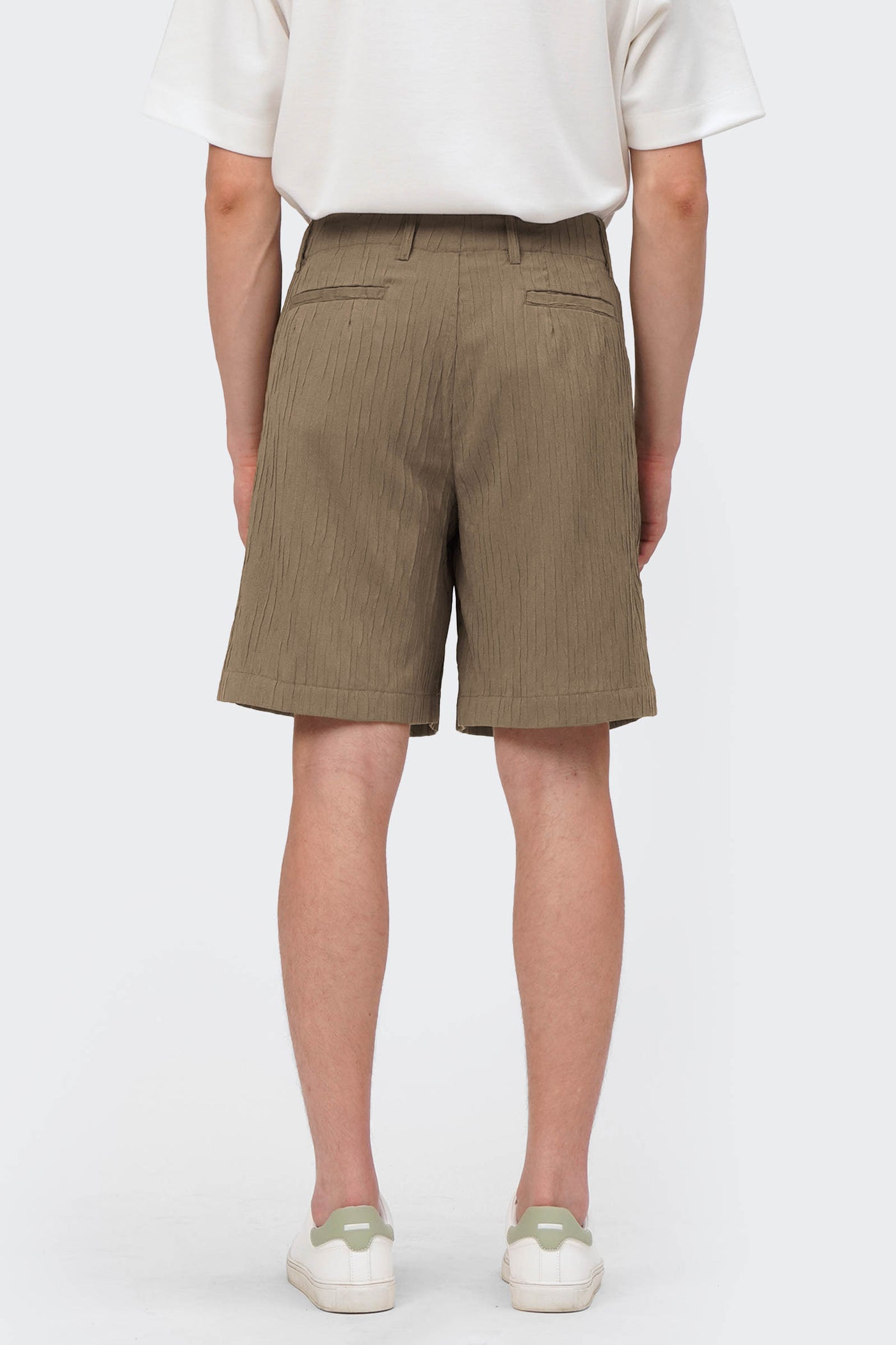 Men's Pleated Textured Shorts