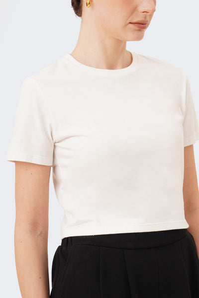 Women's Fitted Cropped Crew Neck T-Shirt