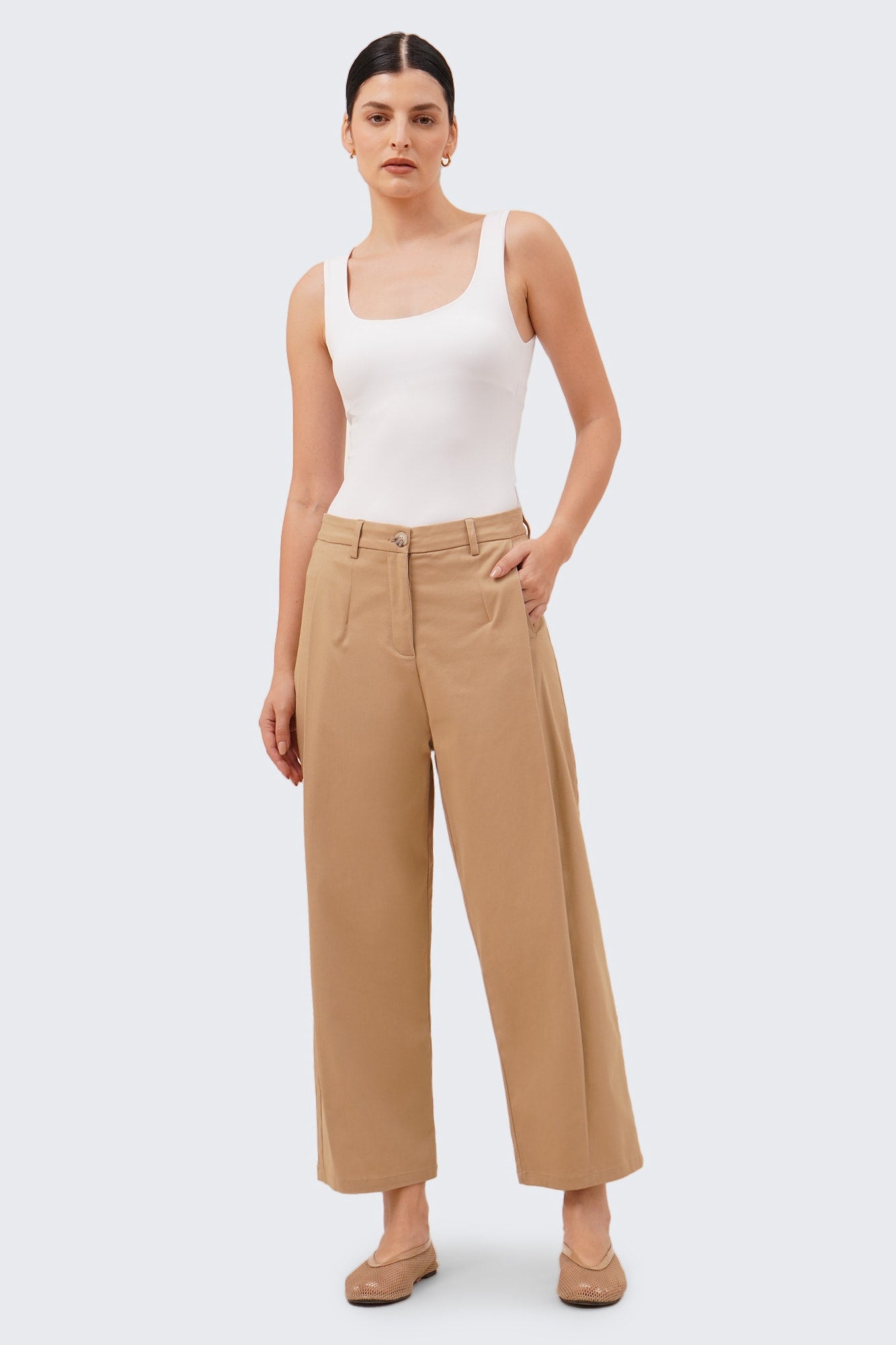 Women's Barrel Leg Single Pleat Pants