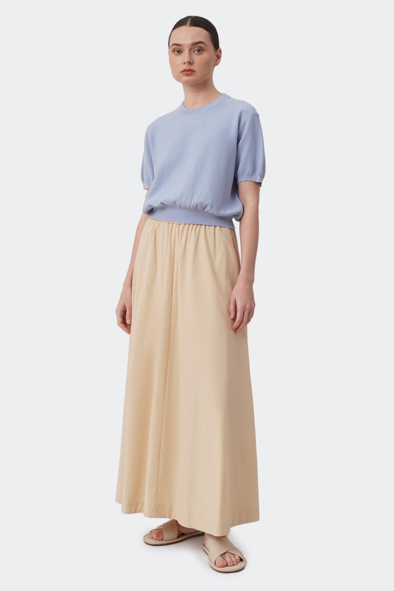 986358-Pale Blue (1).jpg