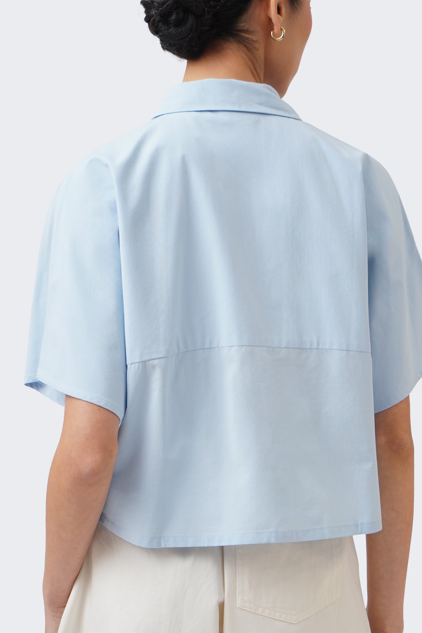 986642-Pale Blue (2).jpg