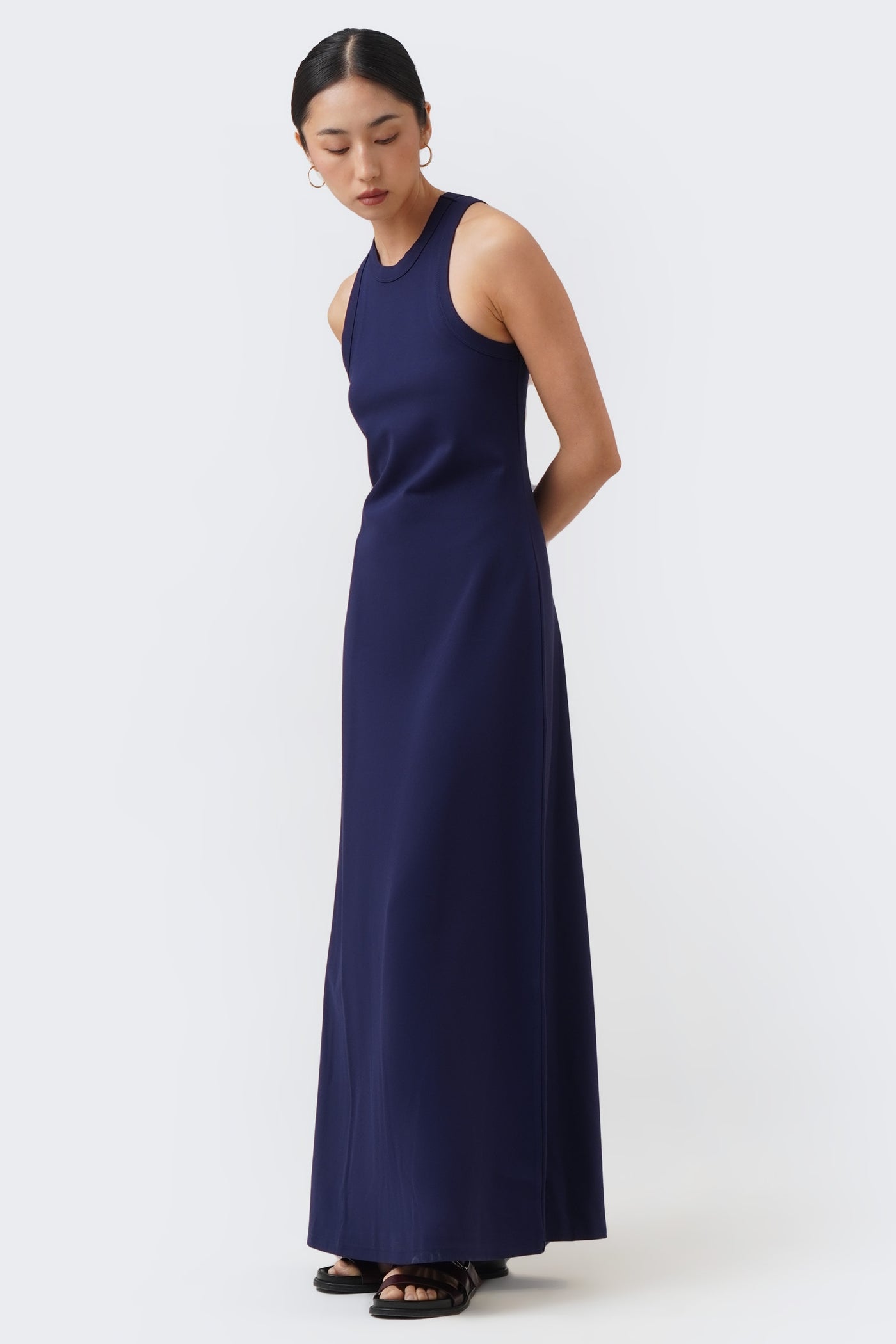 987441-Indigo (2).jpg