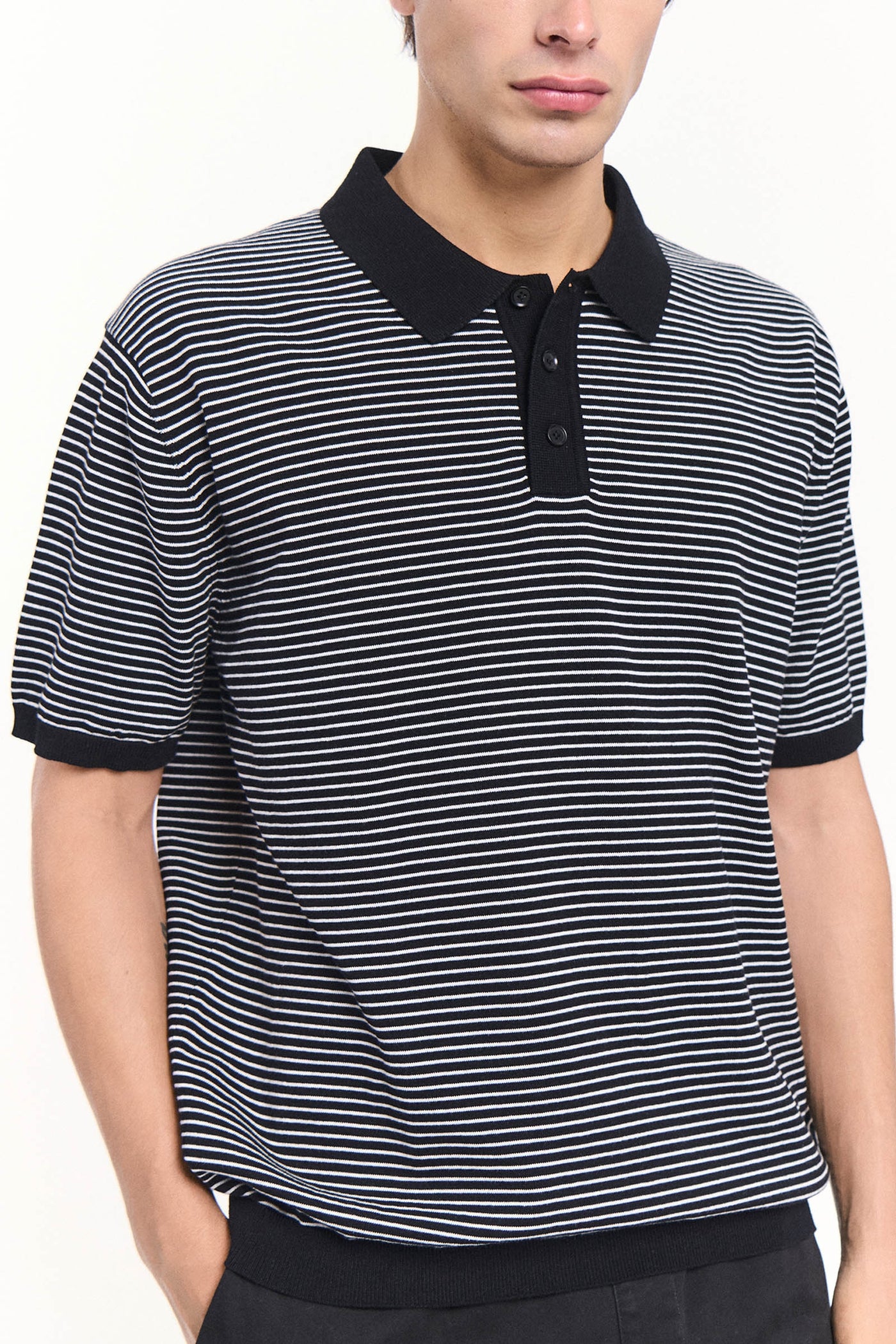 989613-Black (3).jpg