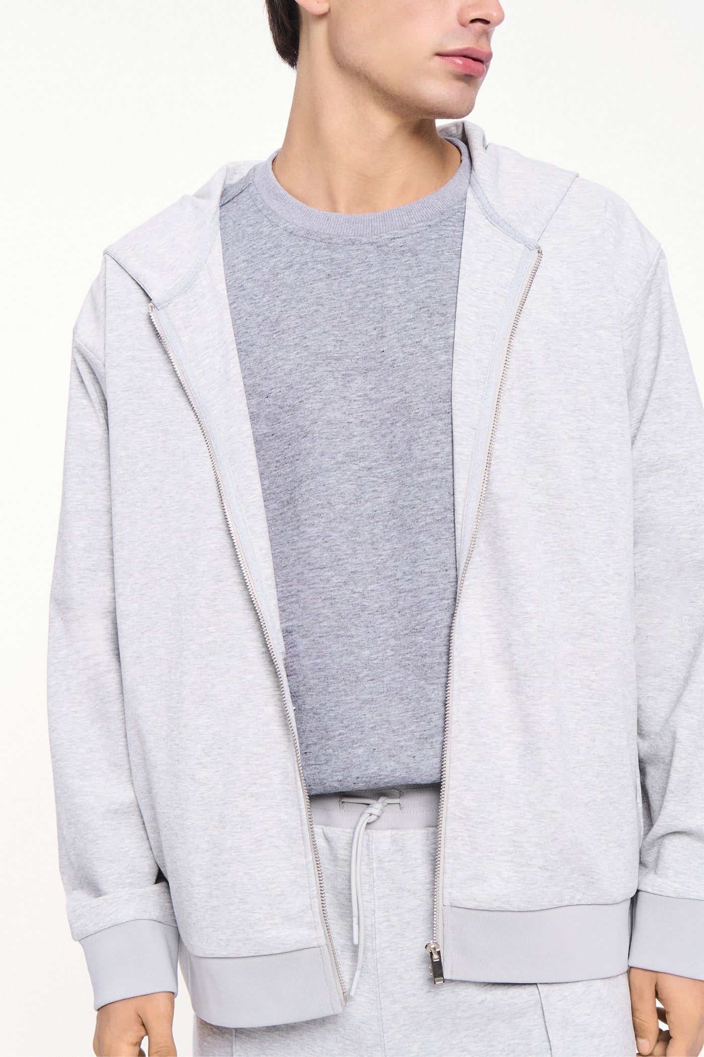 990289-Heather Gray (4).jpg