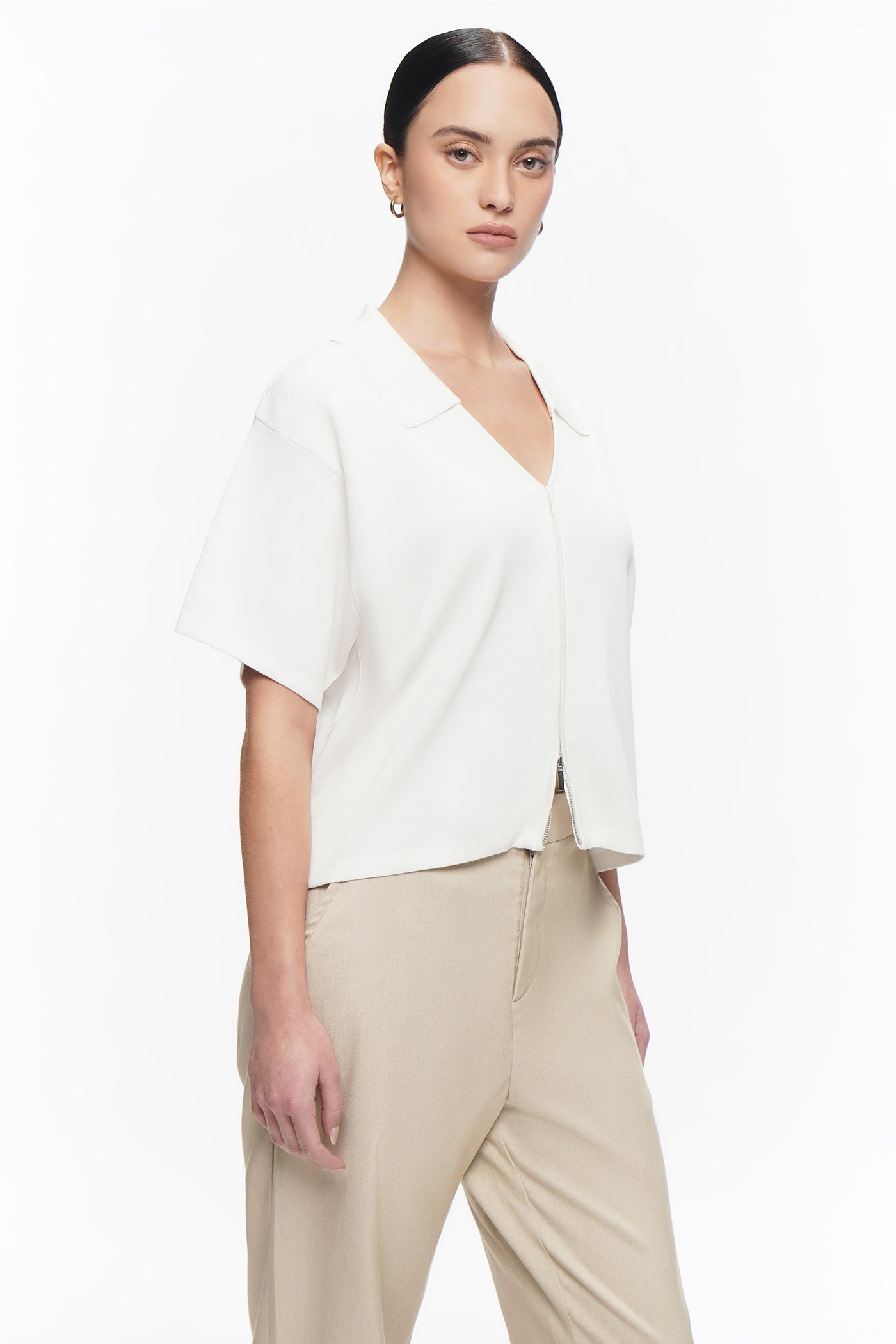 990348-Off White (5).jpg