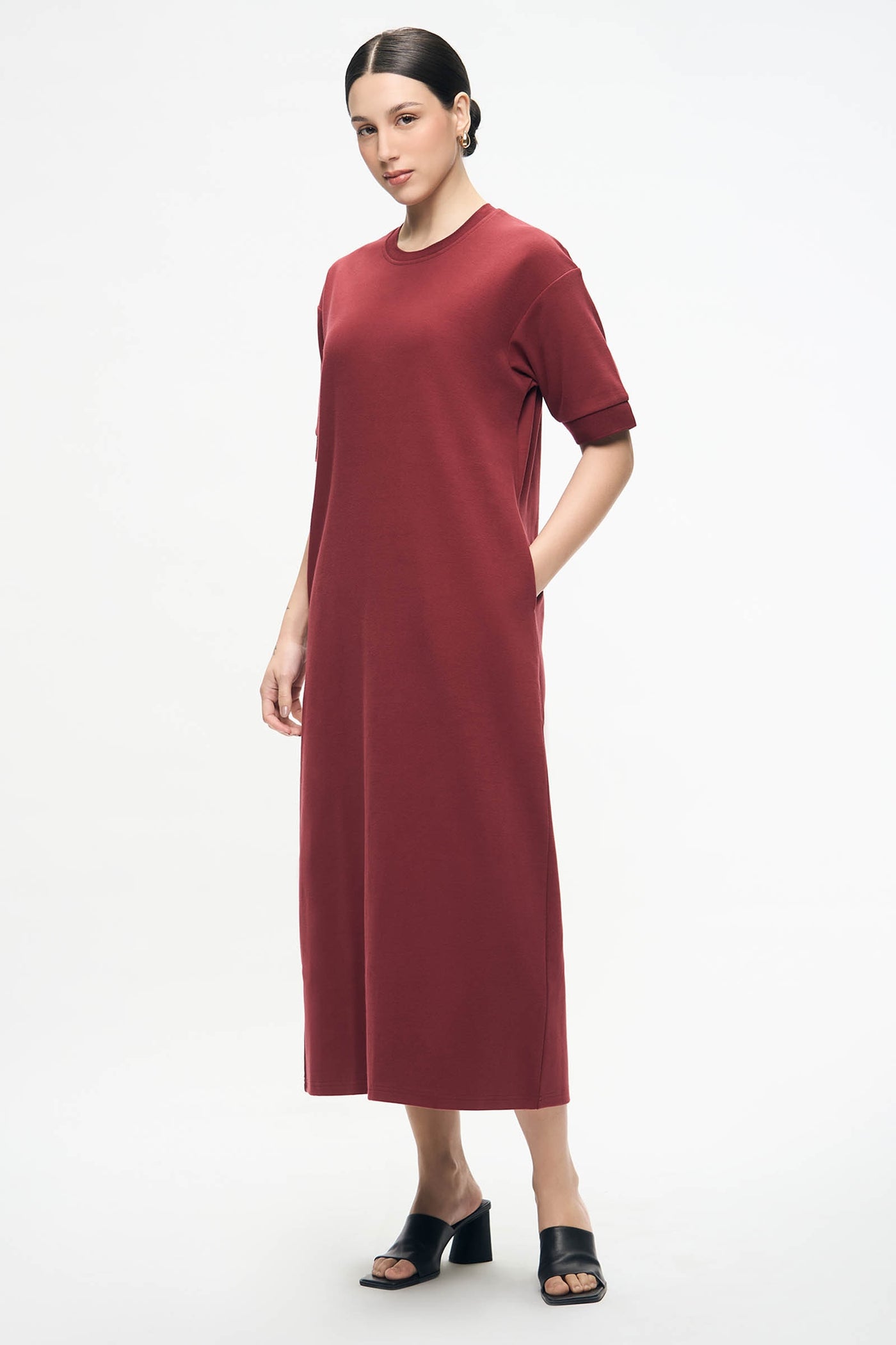 990462-Dark Red (1).jpg