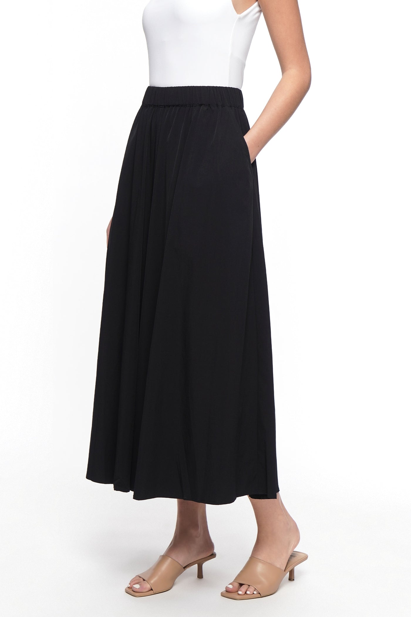 990588-Black (3).jpg