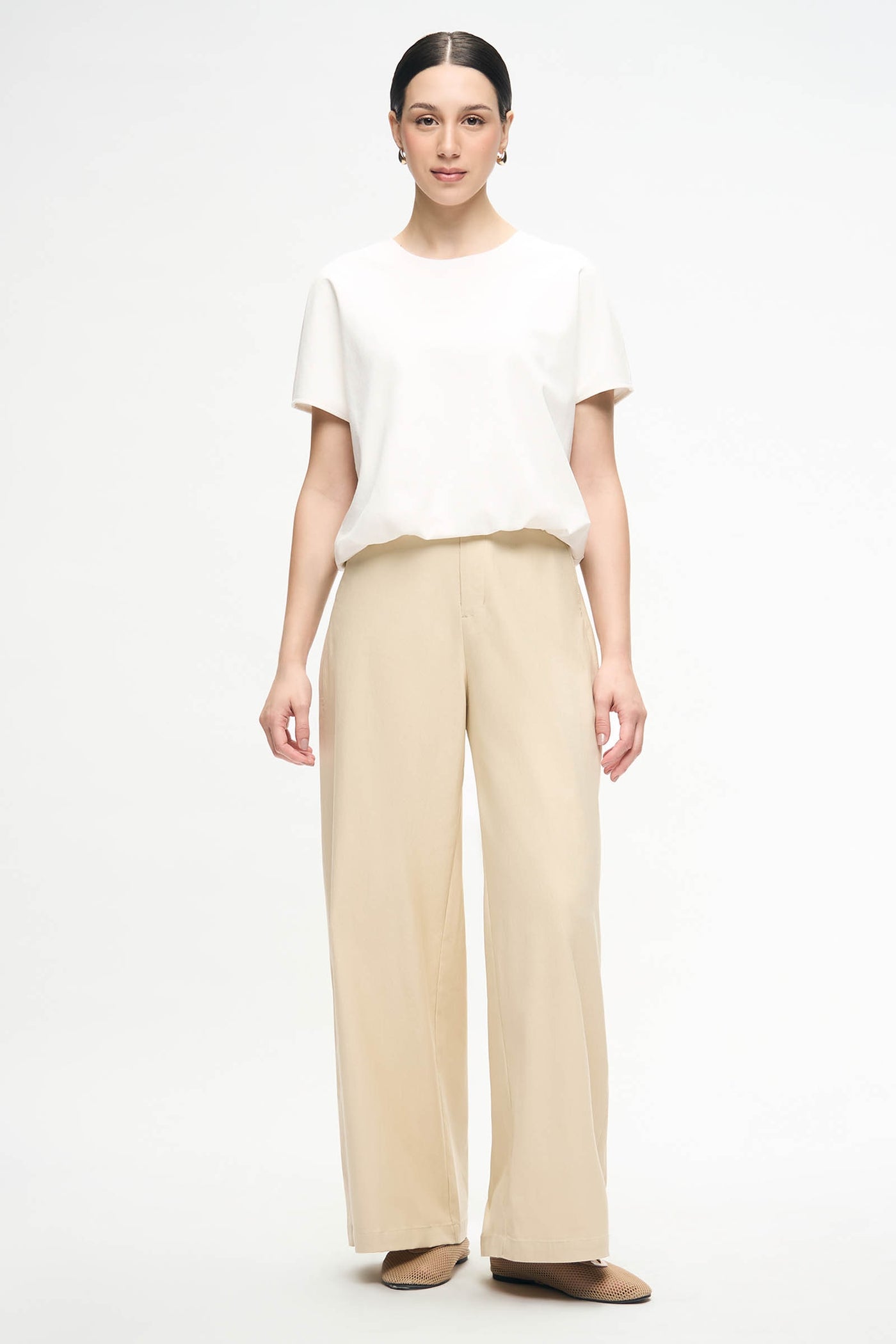 990756-Off White (1).jpg