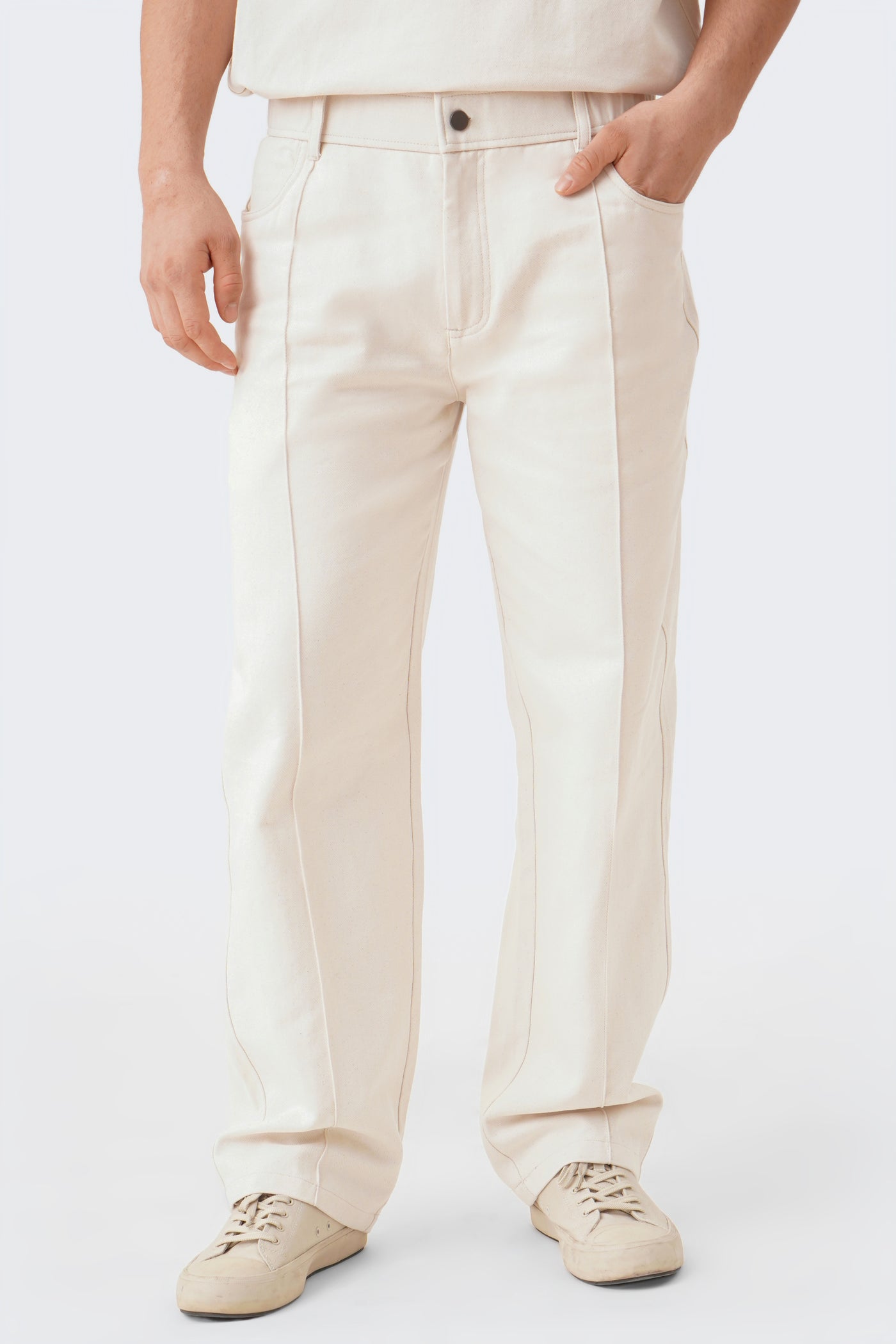 974638-Off White (1).jpg